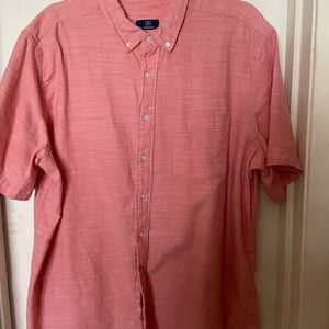 Men’s pink button down casual shirt